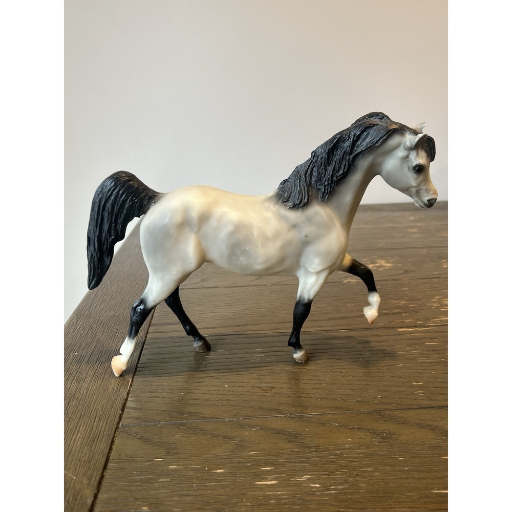 Breyer Black Stallion # 899 Greystreak Action Arabian Smoke grey 1994-1995
